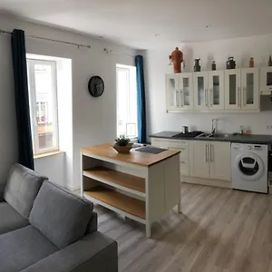 Joli Au Centre De Trévoux